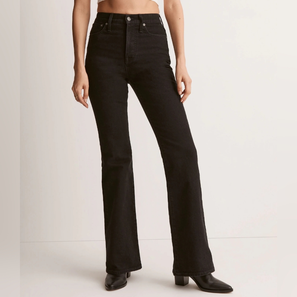 Madewell The Perfect Vintage Flare Jean size 31. Black bootcut